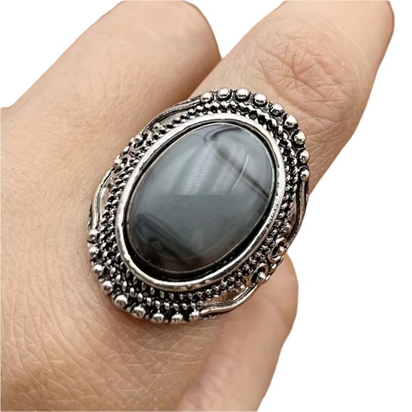 Vintage Boho Silver and Marbled Gray Stone - Picture 5 of 5